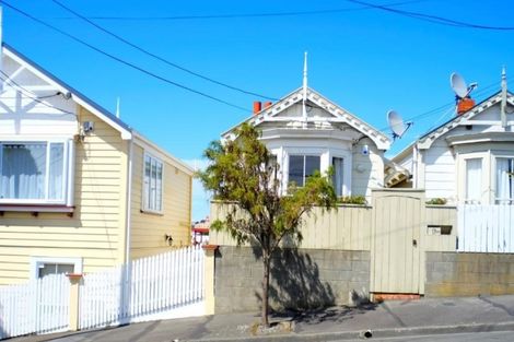 Photo of property in 17 Douglas Street, Mount Cook, Wellington, 6021