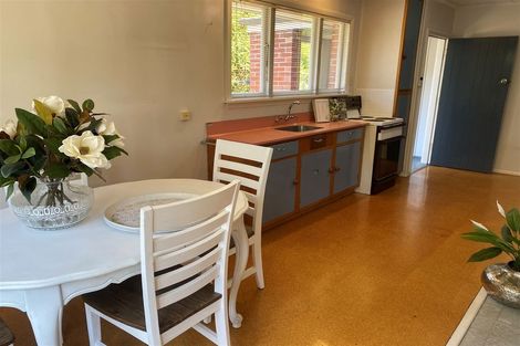 Photo of property in 6 Haynes Avenue, Upper Riccarton, Christchurch, 8041