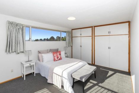 Photo of property in 11 Eglinton Street, Avondale, Christchurch, 8061