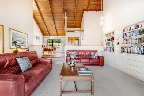 Photo of property in 238 Point View Drive, East Tamaki Heights, Auckland, 2016