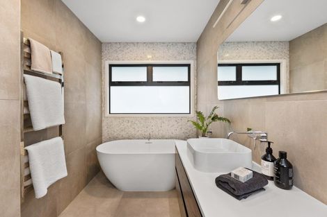 Photo of property in 58 Mchardy Street, Havelock North, 4130