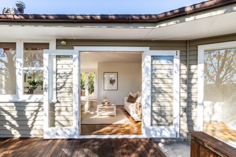 Photo of property in 24 Margaret Avenue, Havelock North, 4130