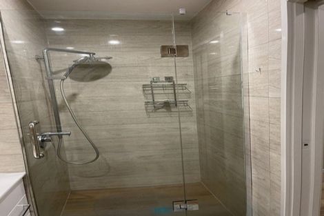 Photo of property in 3 Oswald Close, Flat Bush, Auckland, 2016