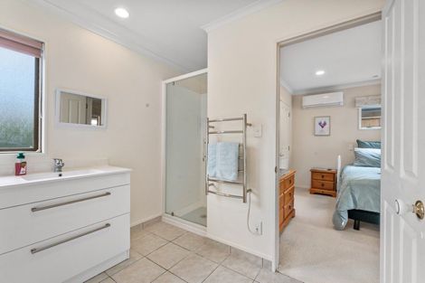 Photo of property in 2/173 Edgecumbe Road, Tauranga South, Tauranga, 3112