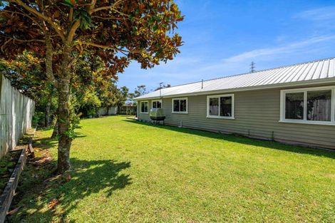 Photo of property in 15a Heta Road, Highlands Park, New Plymouth, 4312