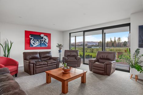 Photo of property in 4 Padgets Lane, Earnscleugh, Alexandra, 9391