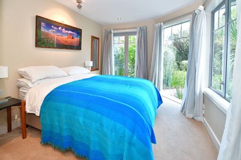 Photo of property in 18 Little Compton Mews, Snells Beach, 0920