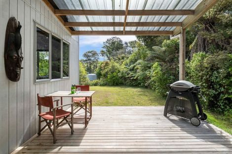 Photo of property in 105 Bays Road, Orere Point, 2585