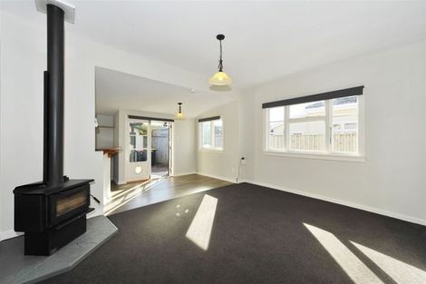 Photo of property in 12 Manning Place, Woolston, Christchurch, 8023