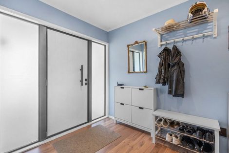 Photo of property in 3 Tregony Place, Camborne, Porirua, 5026