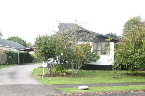 Photo of property in 19 Darren Crescent, Half Moon Bay, Auckland, 2012