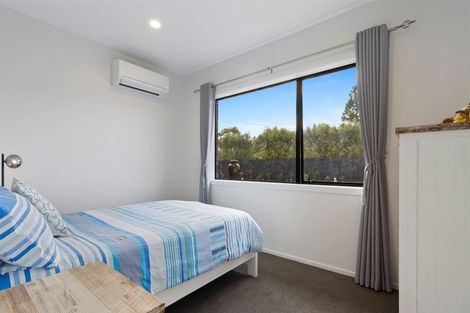 Photo of property in 20 Station Road, Huapai, Kumeu, 0810