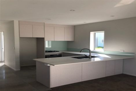 Photo of property in 2 Riroriro Close, Crofton Downs, Wellington, 6035