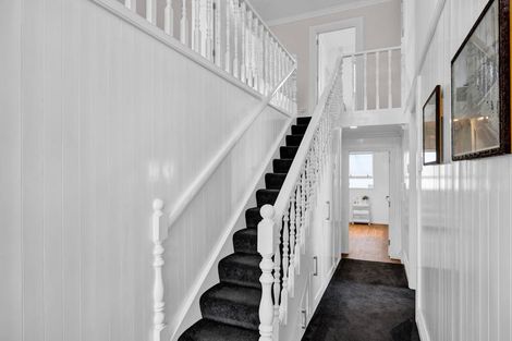 Photo of property in 36 Tawhiti Road, Hawera, 4610