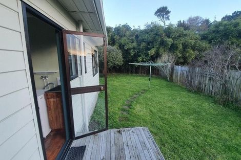 Photo of property in 688 Kahikatea Flat Road, Waitoki, Kaukapakapa, 0871