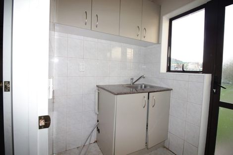 Photo of property in 1 Beragh Place, East Tamaki, Auckland, 2016