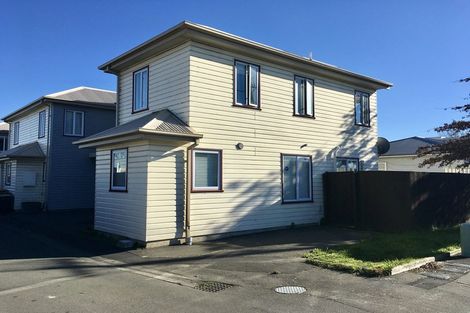 Photo of property in 135 Waltham Road, Sydenham, Christchurch, 8023