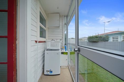 Photo of property in 6 Eton Place, Levin, 5510