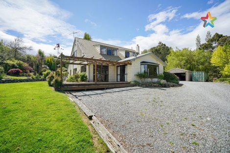 Photo of property in 72 Bush Street, Lumsden, 9730