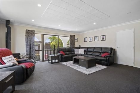 Photo of property in 33 Discovery Drive, Whitby, Porirua, 5024