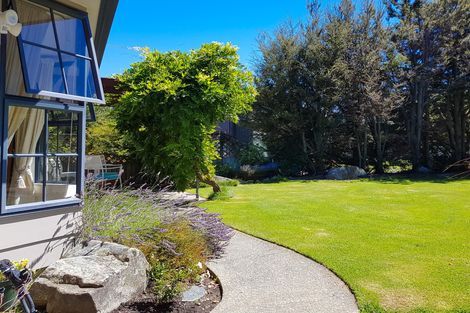 Photo of property in 7 Pioneer Drive, Lake Tekapo, 7999