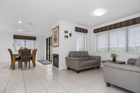 Photo of property in 36 Inverness Drive, Pyes Pa, Tauranga, 3112