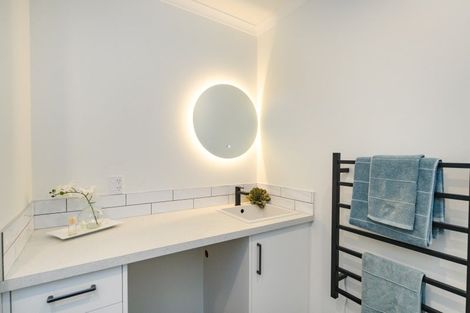 Photo of property in 1c Hereford Street, West End, Palmerston North, 4410