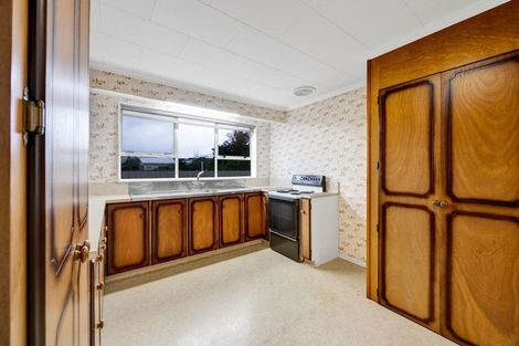 Photo of property in 6 Manse Street, Hawera, 4610