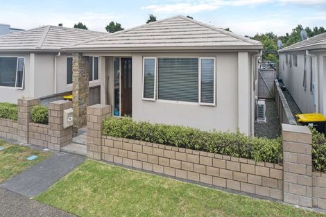 Photo of property in 28 Scoria Close, Pyes Pa, Tauranga, 3112