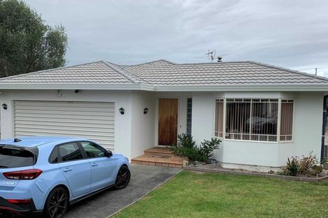 Photo of property in 5 Tokay Place, Huapai, Kumeu, 0810