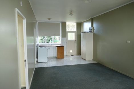 Photo of property in 17 Sylvan Crescent, Te Atatu South, Auckland, 0610