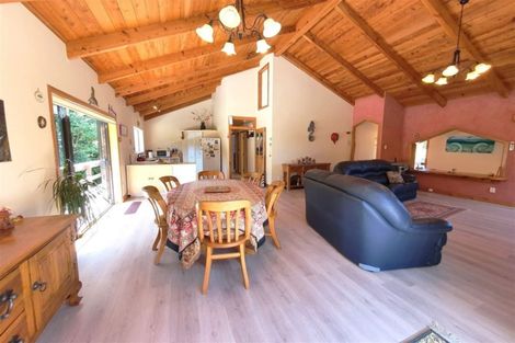 Photo of property in 31 Kowhai Drive, Te Kouma, Coromandel, 3581