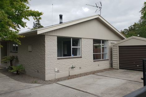Photo of property in 8 Saunders Place, Redwood, Christchurch, 8051