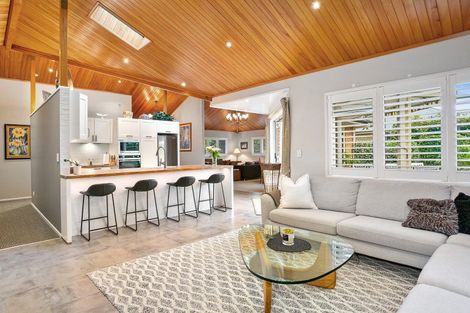 Photo of property in 6 Abergeldie Way, Cambridge, 3434