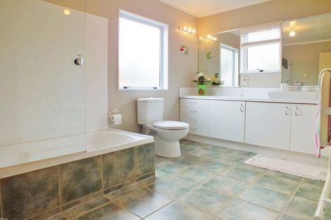 Photo of property in 40a Cashmere Avenue, Khandallah, Wellington, 6035