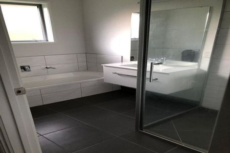 Photo of property in 79 Valley Road, Pukekohe, 2120