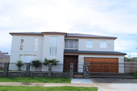 Photo of property in 4 Cherrywood Crescent, Northpark, Auckland, 2013