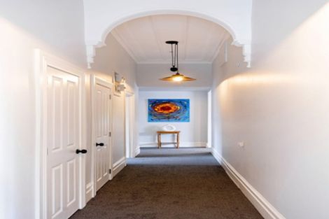 Photo of property in 42 Coote Road, Bluff Hill, Napier, 4110