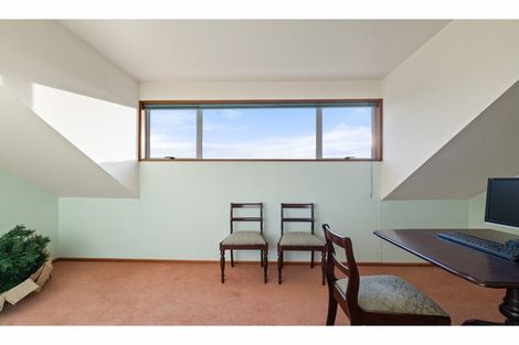 Photo of property in 40 Woodlau Rise, Huntsbury, Christchurch, 8022