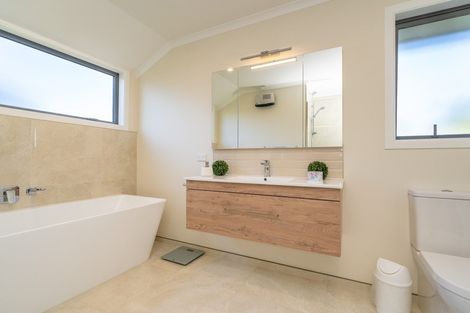 Photo of property in 10 Lochinvar Street, Mosgiel, 9024