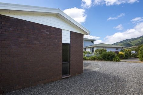 Photo of property in 243a Waikawa Road, Waikawa, Picton, 7220