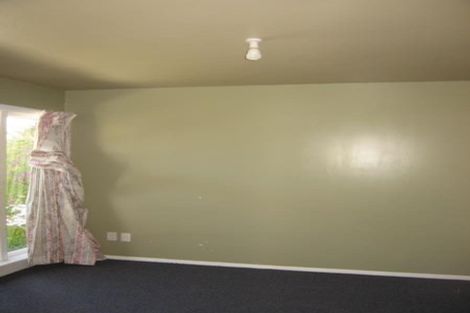 Photo of property in 12 Haslett Place, Upper Riccarton, Christchurch, 8041