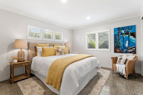 Photo of property in 16 Te Mana Street, Omaha, 0986