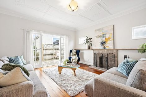 Photo of property in 7 Akatea Street, Berhampore, Wellington, 6023