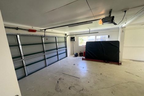 Photo of property in 63 Chelsea View Drive, Chatswood, Auckland, 0626