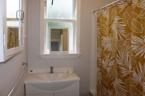 Photo of property in 106 Rugby Street, Awapuni, Palmerston North, 4412