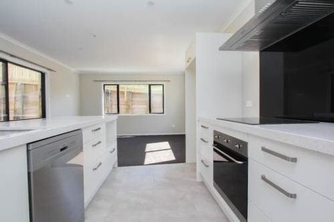 Photo of property in 2 Retallick Place, Flagstaff, Hamilton, 3210