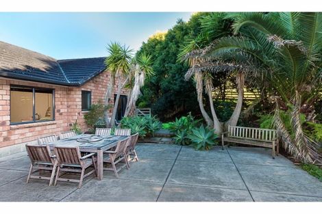 Photo of property in 14 Springvale Road, Waiuku, 2123