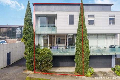 Photo of property in 2/24 Westmoreland Street West, Grey Lynn, Auckland, 1021