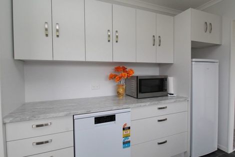 Photo of property in 73 North Street, Mokau, 4376